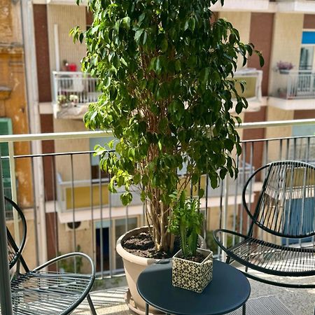 Visconti 90 Apartment Bari Bagian luar foto