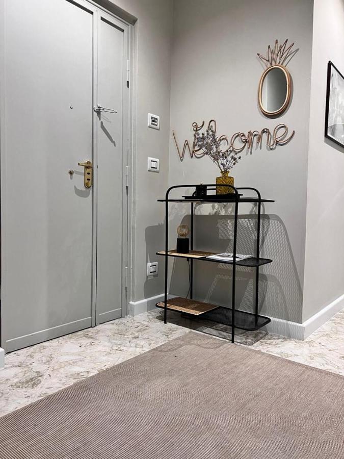 Visconti 90 Apartment Bari Bagian luar foto