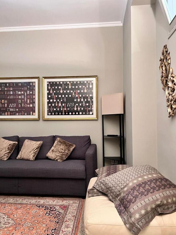 Visconti 90 Apartment Bari Bagian luar foto